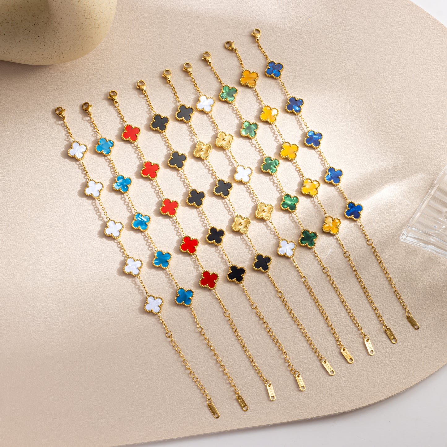 Lucky clover Bracelet 18k Gold Finish & Timeless Style