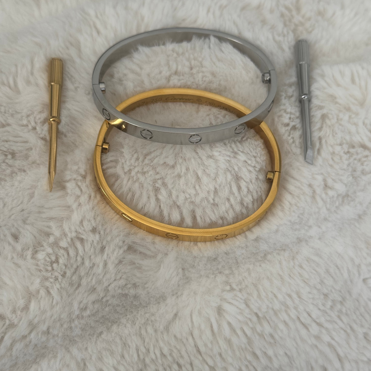 18kt Gold Plated Stainless Steel Love Bangle Bracelet Designer Bangle